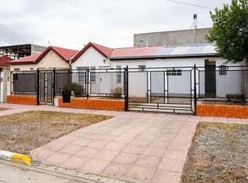 Casa · 168m² · 6 Ambientes · 1 Cochera · Venta de Casa 4 Dorm. | Rio Grande