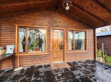 Casa · 275m² · 3 Ambientes · Complejo de Dos Cabañas con Vista Al Lago Fagnano