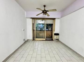 Departamento · 43m² · 2 Ambientes · Depto 2 Amb en Venta Balvanera Patio y Balcon