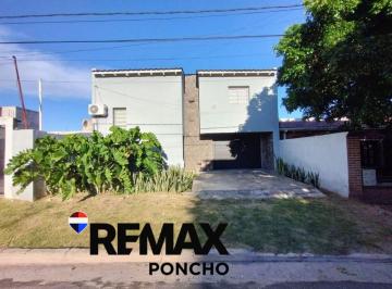 Casa · 98m² · 4 Ambientes · 1 Cochera · Se Vende Casa en B° Achachay, Zona Alta Catamarca