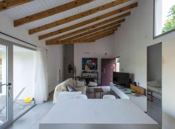 Casa · 73m² · 3 Ambientes · 2 Cocheras · Casa en Venta Villa Elisa 2 Dorm. 2 Cocheras