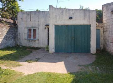 Casa · 104m² · 4 Ambientes · 1 Cochera · Casa de 4 Ambientes en Venta, Goya Corrientes