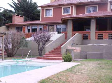 Casa · 495m² · 8 Ambientes · 3 Cocheras · Vende Casa Barrio Cerro del Sol San Luis
