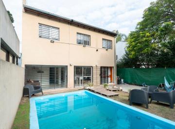 Casa · 95m² · 4 Ambientes · Venta Casa 4 Ambientes C/pileta en Tortuguitas