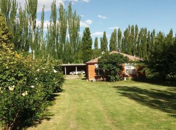 Quinta vacacional · 131m² · 3 Dormitorios · Venta Casa Quinta Villa Regina