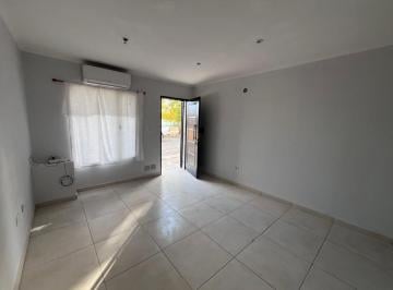 Departamento · 49m² · 3 Ambientes · 1 Cochera · Remax Virtus Vende Departamento con Patio – 2 Dorm