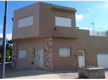 PH · 82m² · 3 Ambientes · PH en Venta 3 Ambientes Villa Lugano
