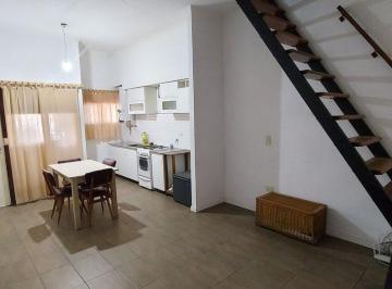 Casa · 75m² · 5 Ambientes · Venta Casa 4 Ambientes Altillo 2 Plantas Merlo