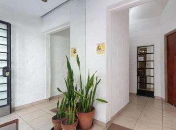 Departamento de 2 ambientes, Balvanera · 2 Amb. Semipiso Balvanera, Super Luminoso
