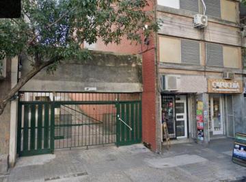 Garage , Rosario · Cochera Cubierta en Centro de Rosario