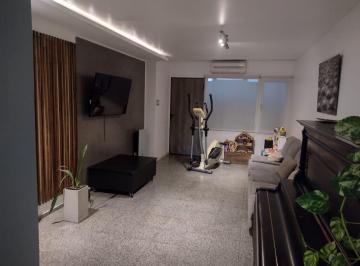 Casa de 6 ambientes, San Martín · Barrio Jardín, San Martín