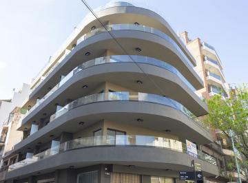 Departamento · 90m² · 3 Ambientes · 1 Cochera · Alquiler - Departamento - Caballito - 3 Ambientes - Cochera - Balcon Terraza