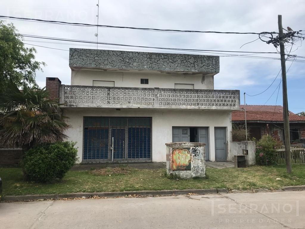 Venta de Casa en Faro Norte, 6 amb, 320m², jardín, garage y local