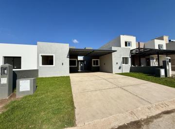Casa · 180m² · 3 Ambientes · 1 Cochera · Docta Venta Duplex 2 Dorm. 1 Planta