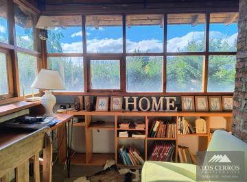 Casa · 180m² · 8 Ambientes · 2 Cocheras · Casa de 3 Dorm. Más Estudio o Casa de un Dormitorio en Alquiler - Km 7 - Bariloche