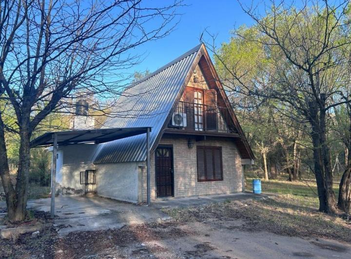 Casa · 200m² · 7 Ambientes