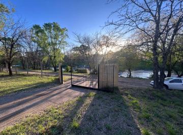 Quinta vacacional de 6 ambientes, San Antonio de Arredondo · Camping en San Antonio de Arredondo, Salida Al Rio, y a La Ruta. con Casa, Sum y Quincho. Rec. Ofert