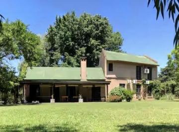 Casa · 170m² · 4 Ambientes · Chacra de 1,5 Ha en Alquiler en Chacras del Ocho