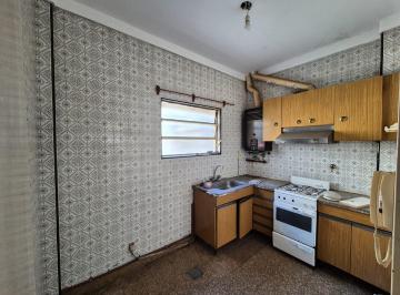 PH · 50m² · 3 Ambientes · PH en Venta en La Tablada a Reciclar Sin Expensas