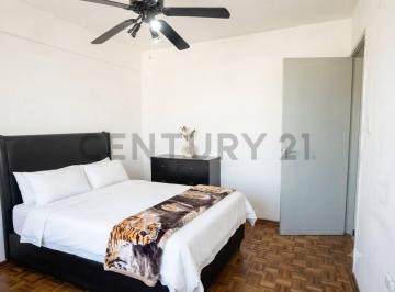 Departamento · 71m² · 4 Ambientes · Departamento en Venta en Capital Federal Once de 3 Dorm.