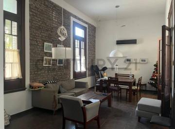 Casa · 146m² · 4 Ambientes · Casa en Venta en Capital Federal Colegiales