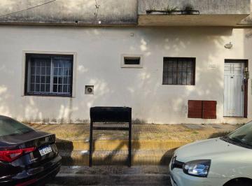 PH de 3 ambientes, Quilmes · Venta Departamento PH 3 Ambientes 2 Dorm. Patio Quilmes