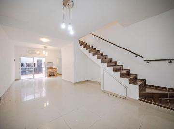 Casa · 90m² · 5 Ambientes · 1 Cochera · Venta Casa 4 Ambientes Villa Urquiza - Permuta