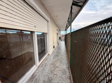 Departamento · 105m² · 5 Ambientes · Alquiler | Departamento 3 Dorm | Int. Chaneton 740 | Neuquen Capital