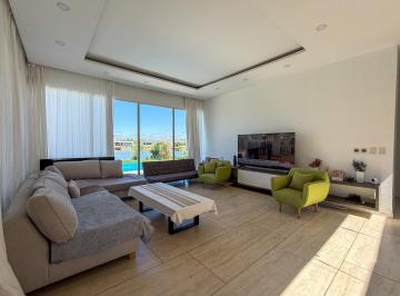Casa · 140m² · 3 Ambientes · 4 Cocheras · Bajo de Precio! Casa a La Laguna San Sebastian