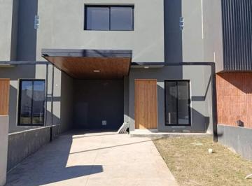 PH · 126m² · 3 Ambientes · 1 Cochera · Duplex en Venta 3 Dorm en Prados de Manantiales