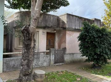 Casa · 100m² · Casa Para Reciclar Excelente Ubicacion