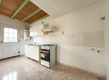 Departamento · 52m² · 3 Ambientes · 1 Cochera · Venta de Departamento Dos Dorm., Tandil.