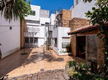 Casa · 210m² · 6 Ambientes · 1 Cochera · Venta 2 Casas Constitución Parque Cochera Balcon