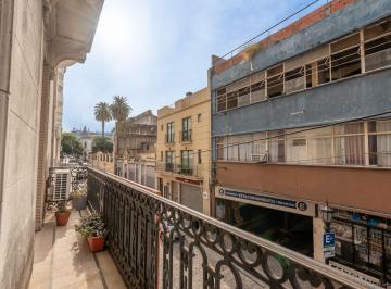 Departamento · 94m² · 4 Ambientes · Venta Departamento 4 Ambientes con Balcón Corrido