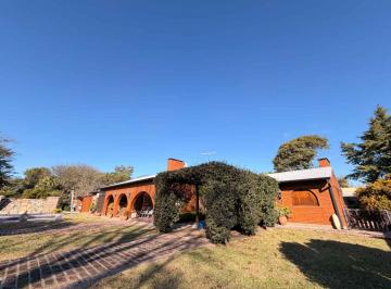Casa · 195m² · 8 Ambientes · 1 Cochera · Venta Casa en Altos del Sauce - Excelente Estado