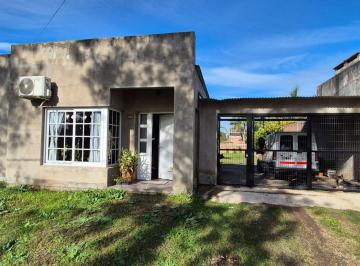 Casa · 124m² · 4 Ambientes · 2 Cocheras · Casa a Terminar en Las Moras Monte Vera