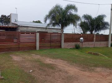 Casa · 147m² · 6 Ambientes · 3 Cocheras · Casa 2 Dorm. Cochera y Pileta Sobre Ruta 5