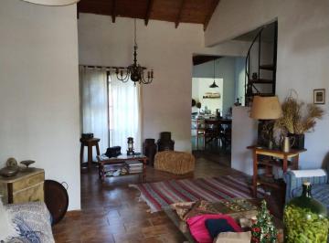 Casa · 145m² · 6 Ambientes · Casa en Venta Villa Elisa