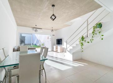 Departamento · 122m² · 4 Ambientes · 1 Cochera · 4 Ambientes C/escritorio, Parque y Cochera
