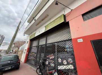 Local comercial · 309m² · Venta Local con Vivienda y Lote Ezpeleta