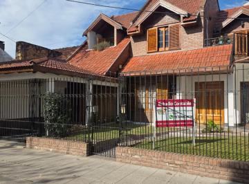 Casa · 203m² · 5 Ambientes · 2 Cocheras · Casa en Venta Florencio Varela con Oficina