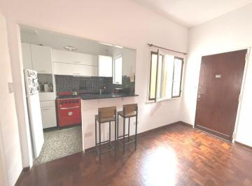 Departamento · 49m² · 2 Ambientes · Venta Dpto 2 Amb - Apto Cred - Cocina Renovada - Caba