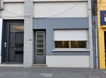 Casa · 72m² · 3 Ambientes · Alquiler Casa 2 Dorm. en El Centro de Pando