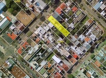 Casa · 179m² · 4 Ambientes · Venta Casa Garage Lote de 375 m San Martin Permuta