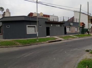PH · 59m² · 3 Ambientes · PH 3 Ambientes Baño en Suit Patio Terraza a Nuevo