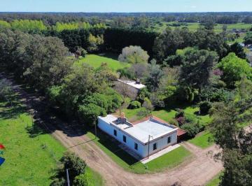 Quinta vacacional · 220m² · 5 Dormitorios · 3 Cocheras · Venta Casa Quinta La Tranquila Miramar