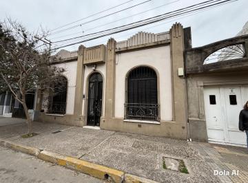 Casa · 128m² · 4 Ambientes · Venta de Casa Centrica 3 Dorm. San Nicolas D