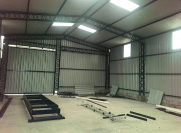 Bodega-Galpón · 200m² · Venta Galpón Deposito 200 m². Pinar Norte