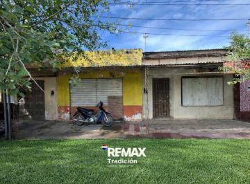 Casa · 202m² · 3 Ambientes · 1 Cochera · Casa 3 Dorm. en Venta – Sáenz Peña – 2 Locales