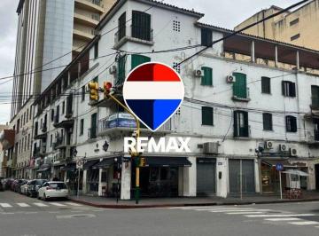 Departamento · 73m² · 4 Ambientes · Departamento Venta Av Belgrano 3 Dorm 2 Baños
